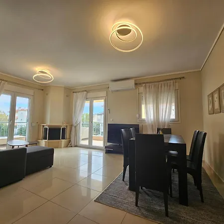Rest & Nest Luxury Apartment Peraía