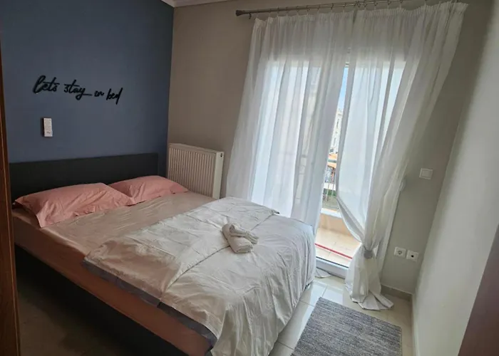 Rest & Nest Luxury Apartment