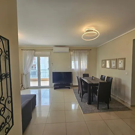 Apartment Rest & Nest Luxury Peraia (Thessaloniki)